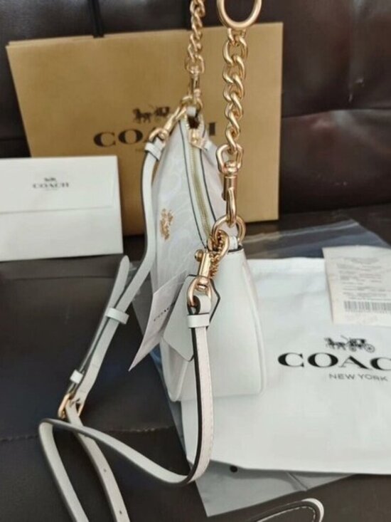 Coach Teri Shoulder Bag In Signature Canvas - Picture 7 of 8